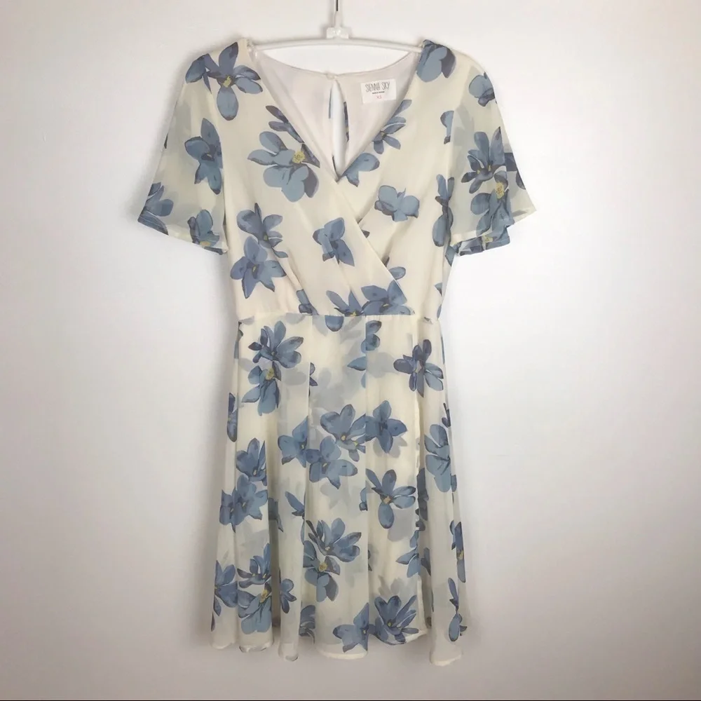 Y2k SIENNA SKY Pleated Floral Dress Size Xs Beachy Resort‎ Vacation Clean Girl